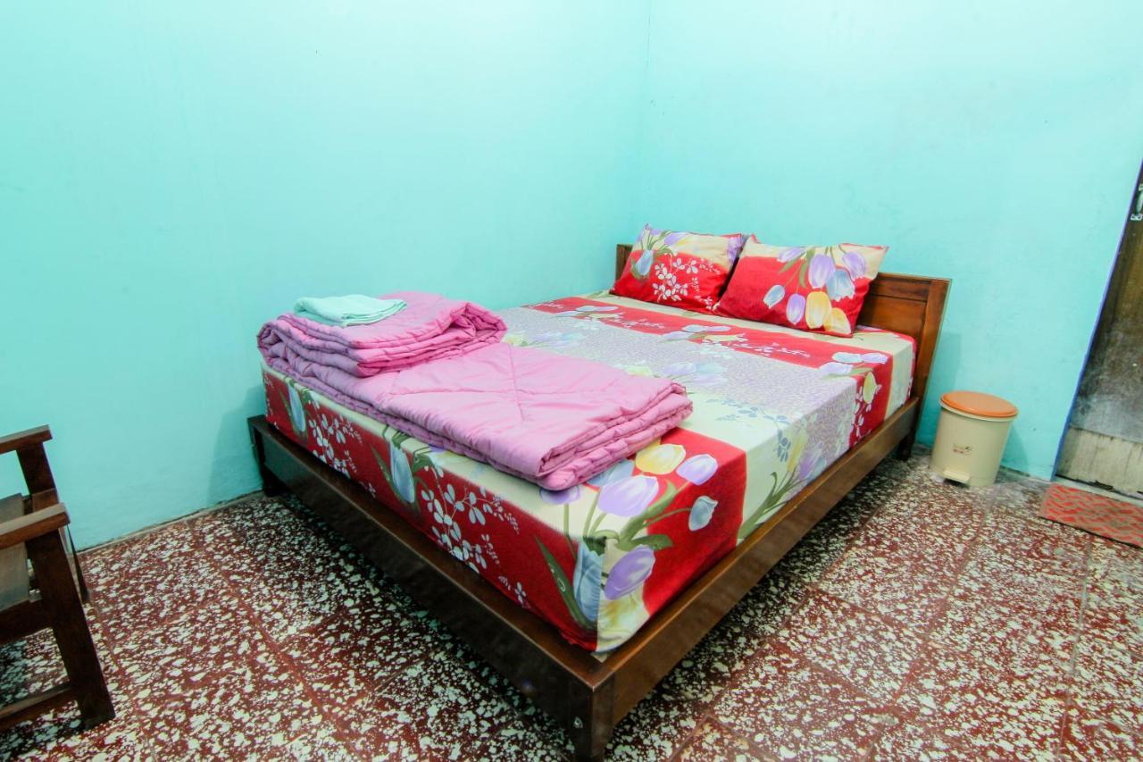 Losmen Melati Hotel Bantul Exterior foto